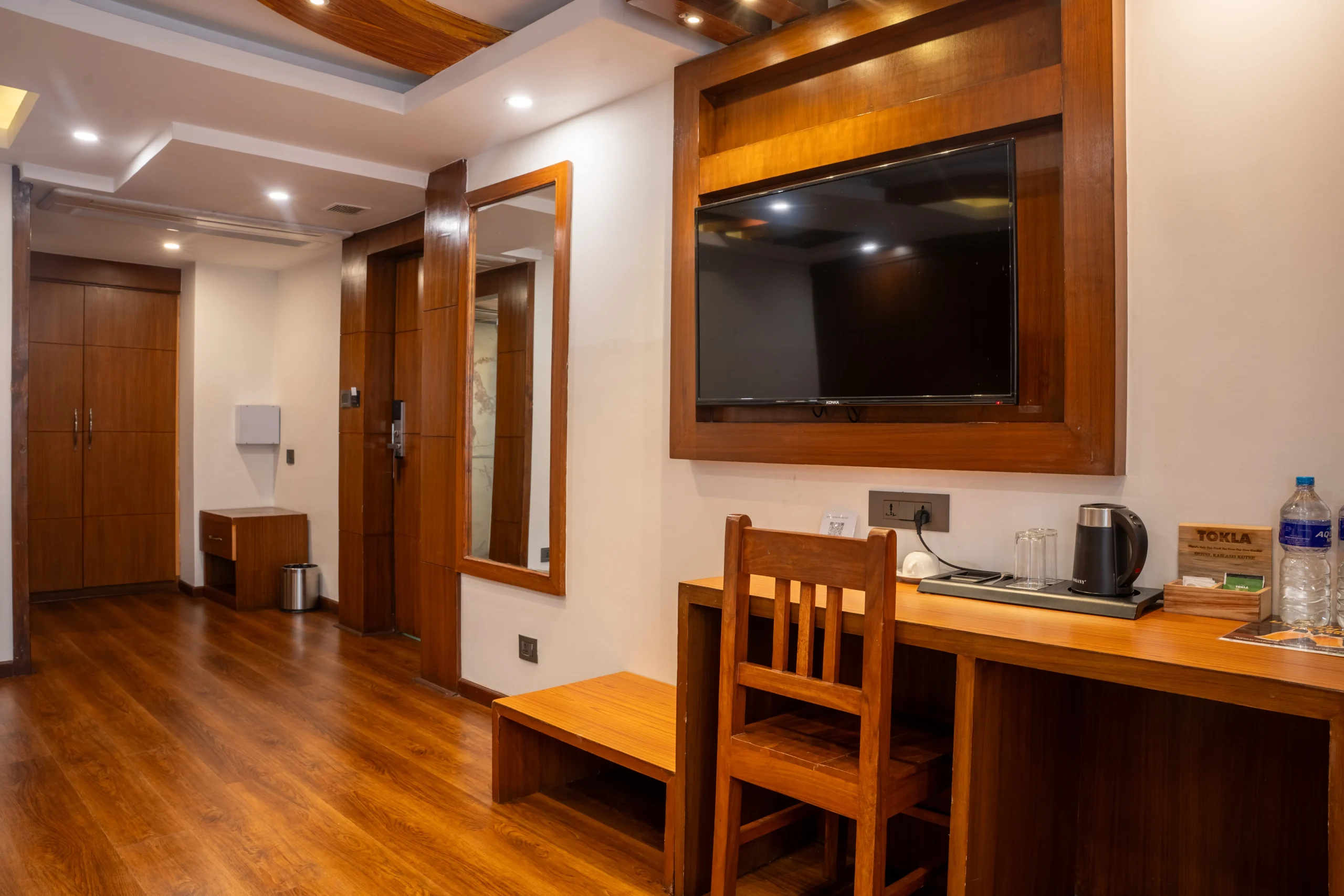 407 3 ( Family room)